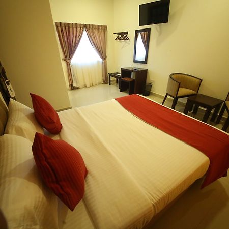 Hotel Sunhill Mount Lavinia Dehiwala-Mount Lavinia Exterior foto